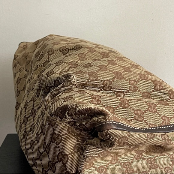 GG Canvas Medium D-Ring Hobo Bag - Picture 8 of 15